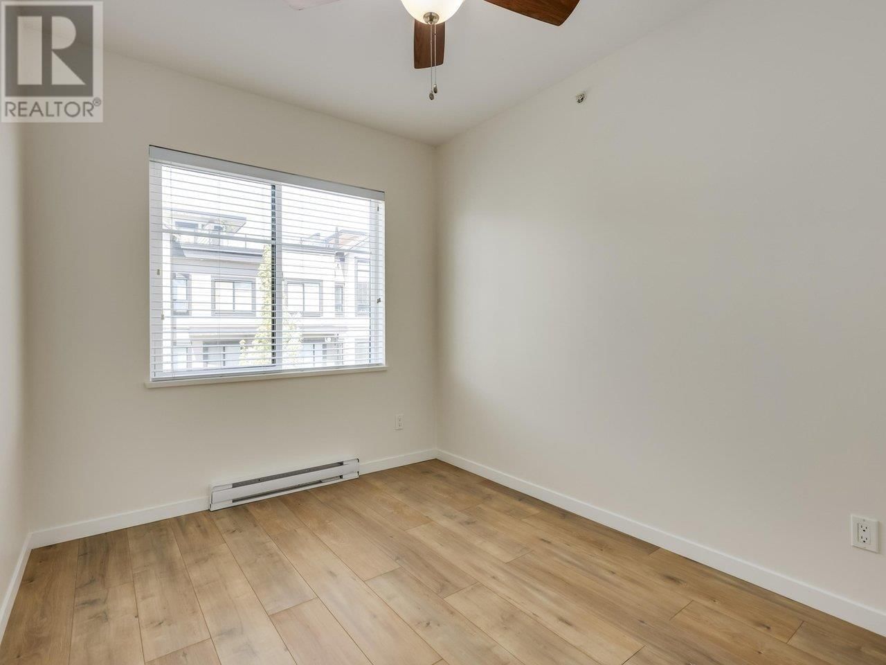 9 - 100 WOOD STREET Image 19