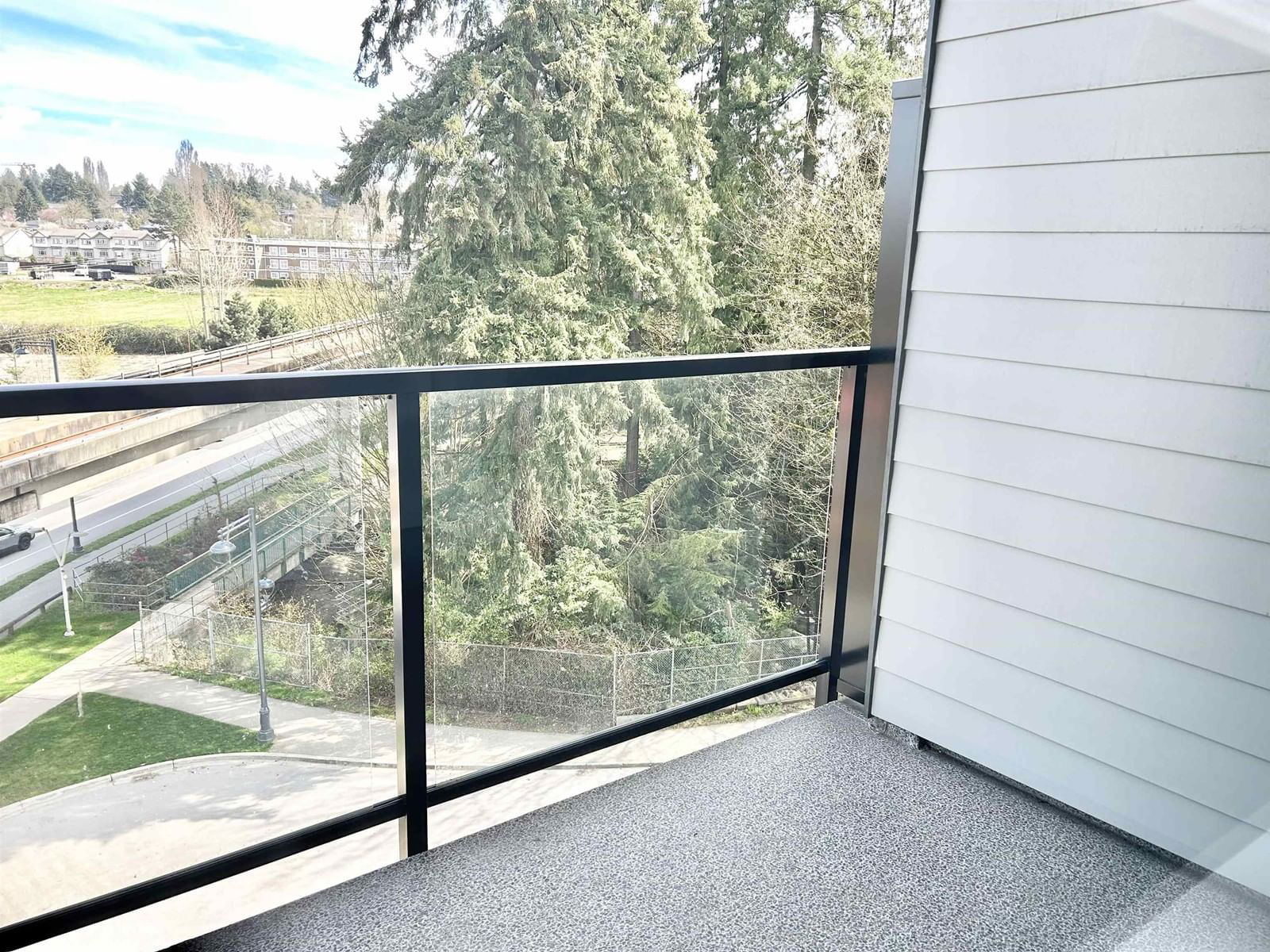 528 - 11077 RAVINE Image 16