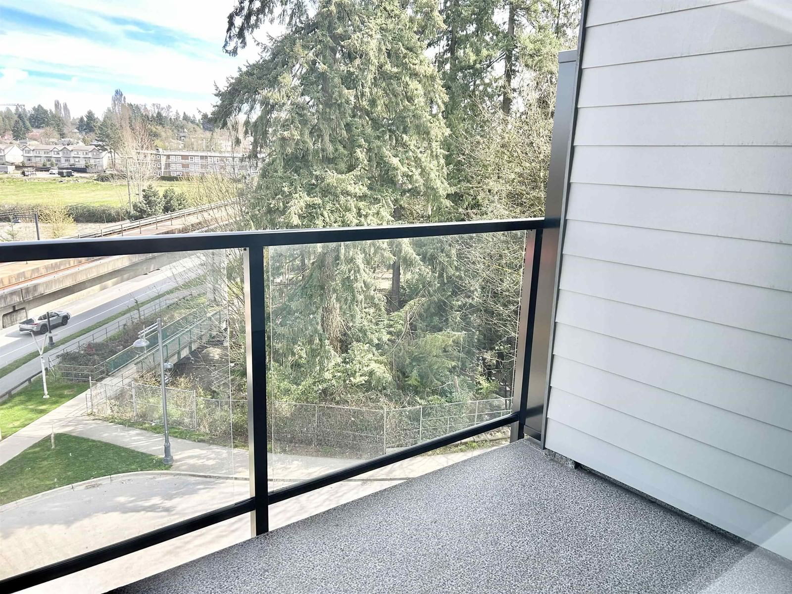 528 - 11077 RAVINE Image 17