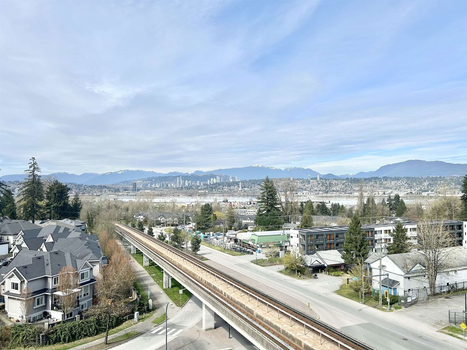 528 - 11077 RAVINE Image 24