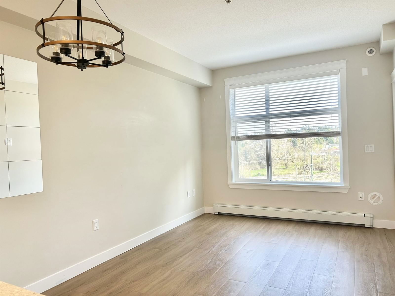 528 - 11077 RAVINE Image 4