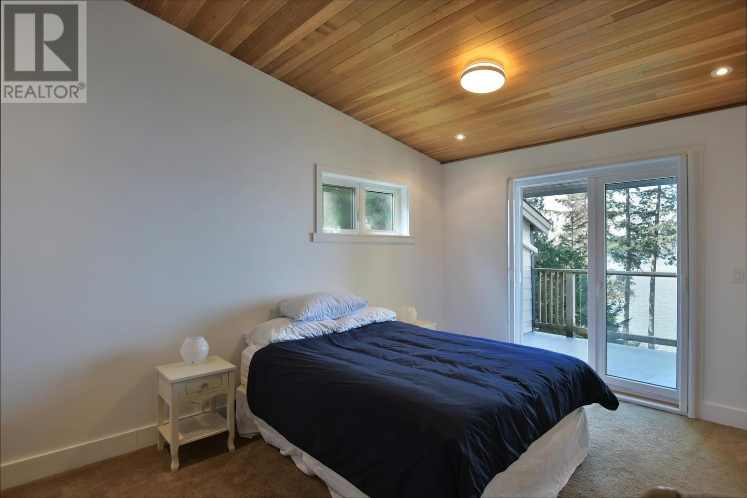 8429 REDROOFFS ROAD Image 16