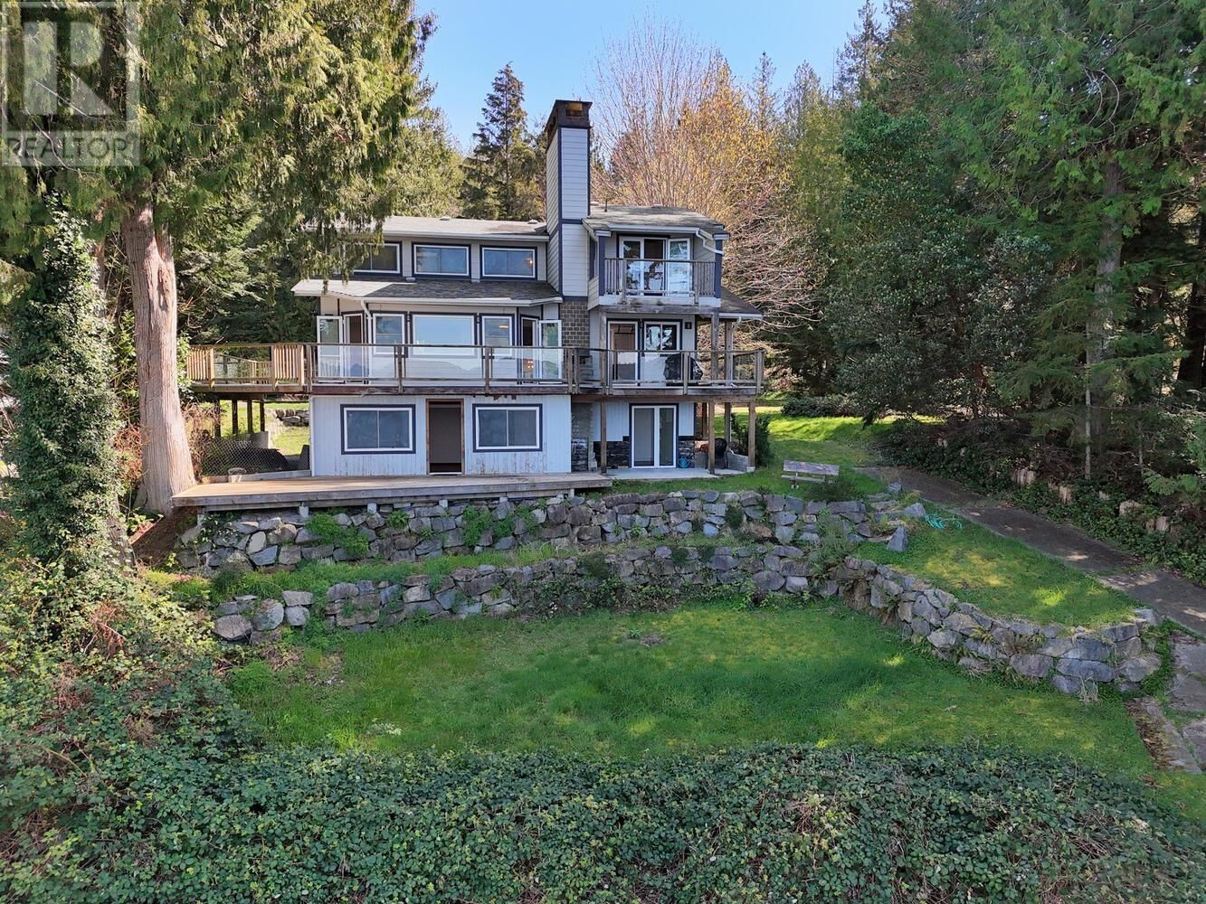 8429 REDROOFFS ROAD Image 30
