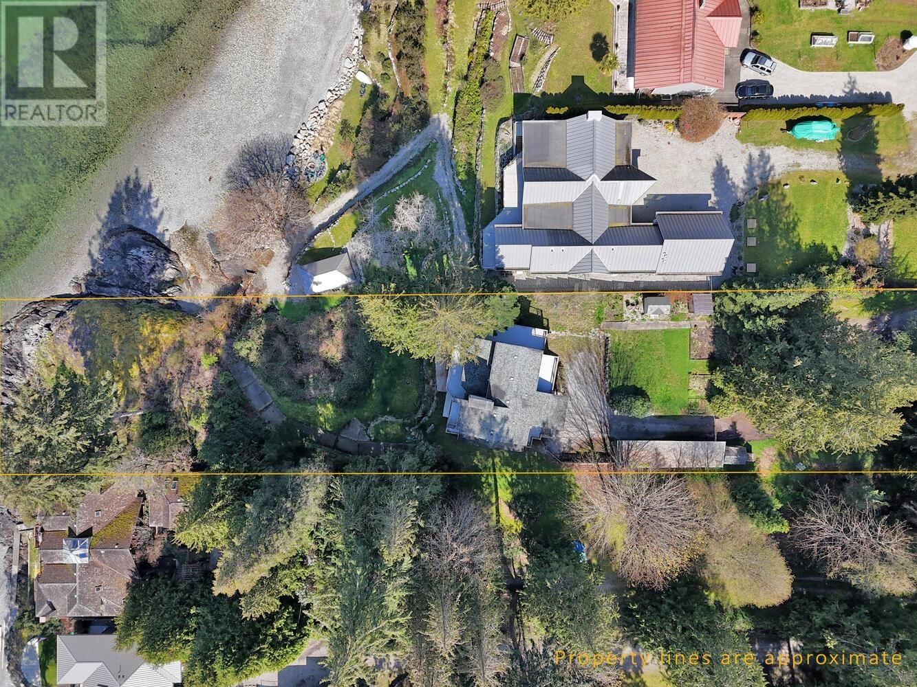 8429 REDROOFFS ROAD Image 38