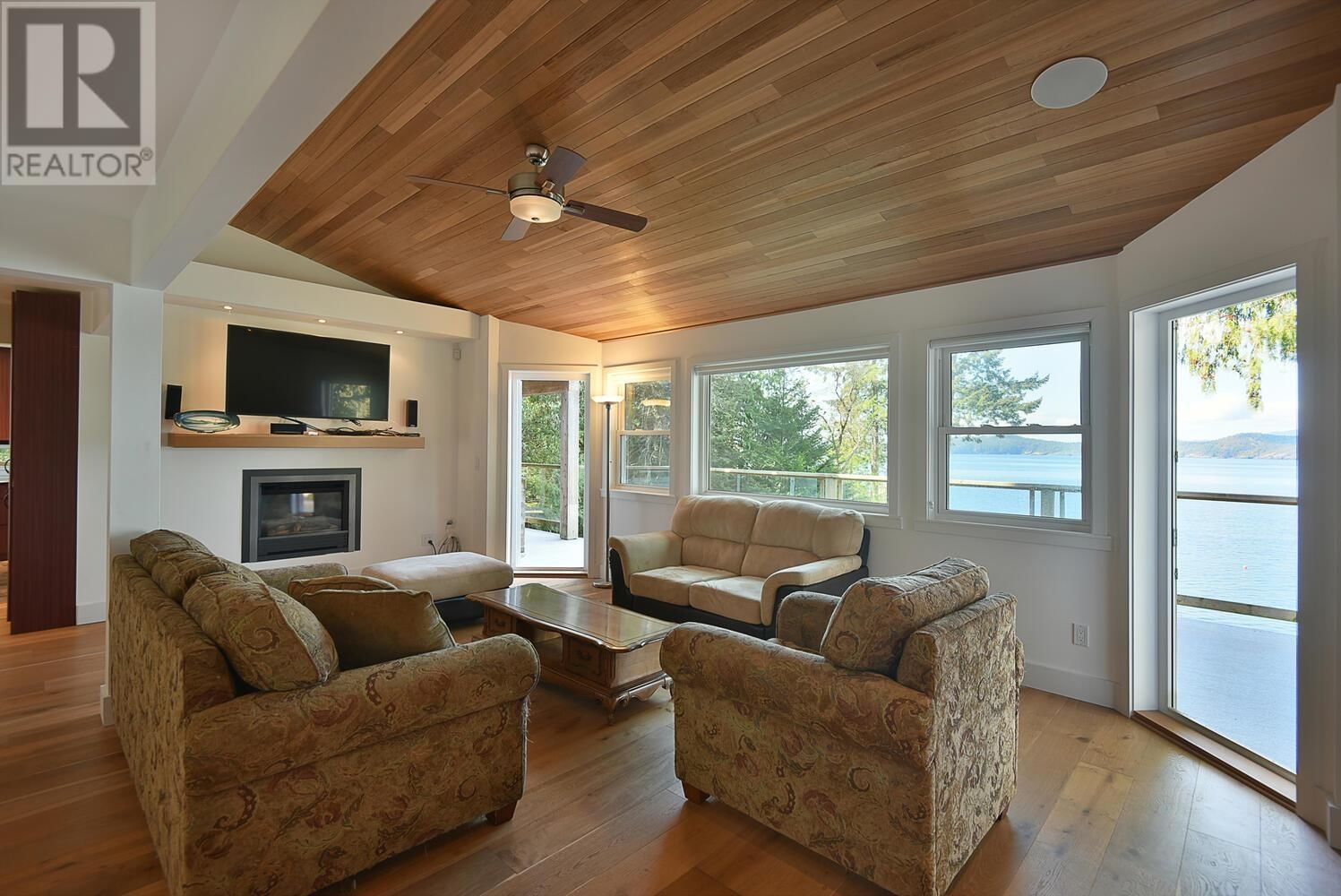 8429 REDROOFFS ROAD Image 4