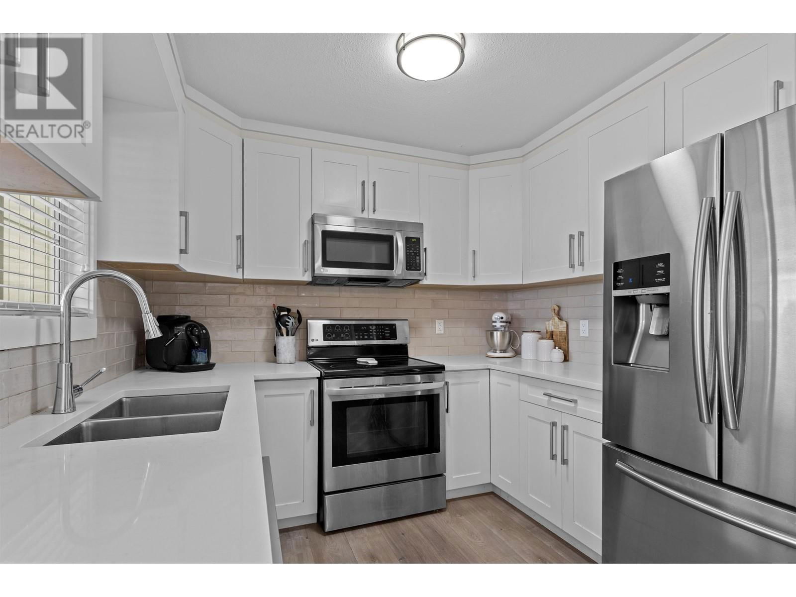 14 - 20625 118 AVENUE Image 2