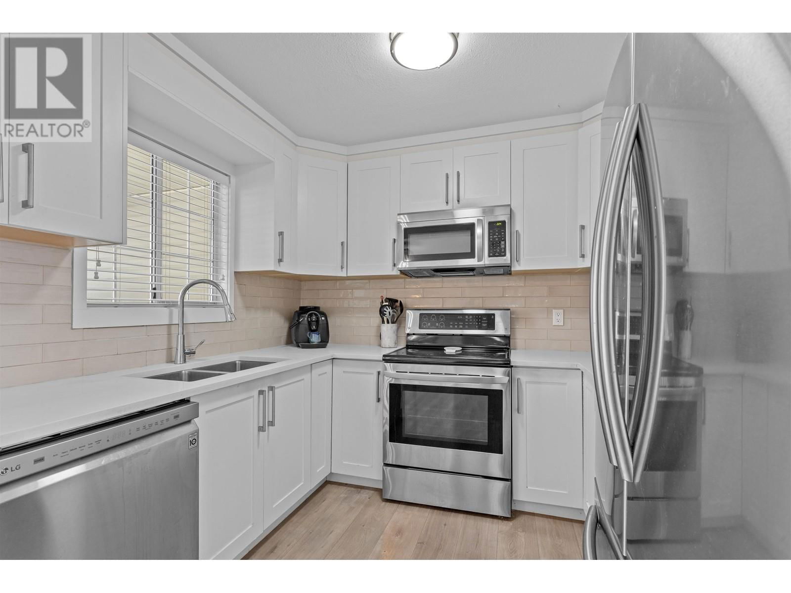 14 - 20625 118 AVENUE Image 3