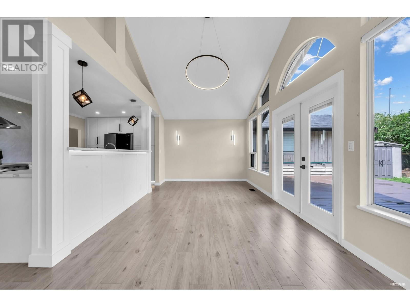 1759 MANNING AVENUE Image 12
