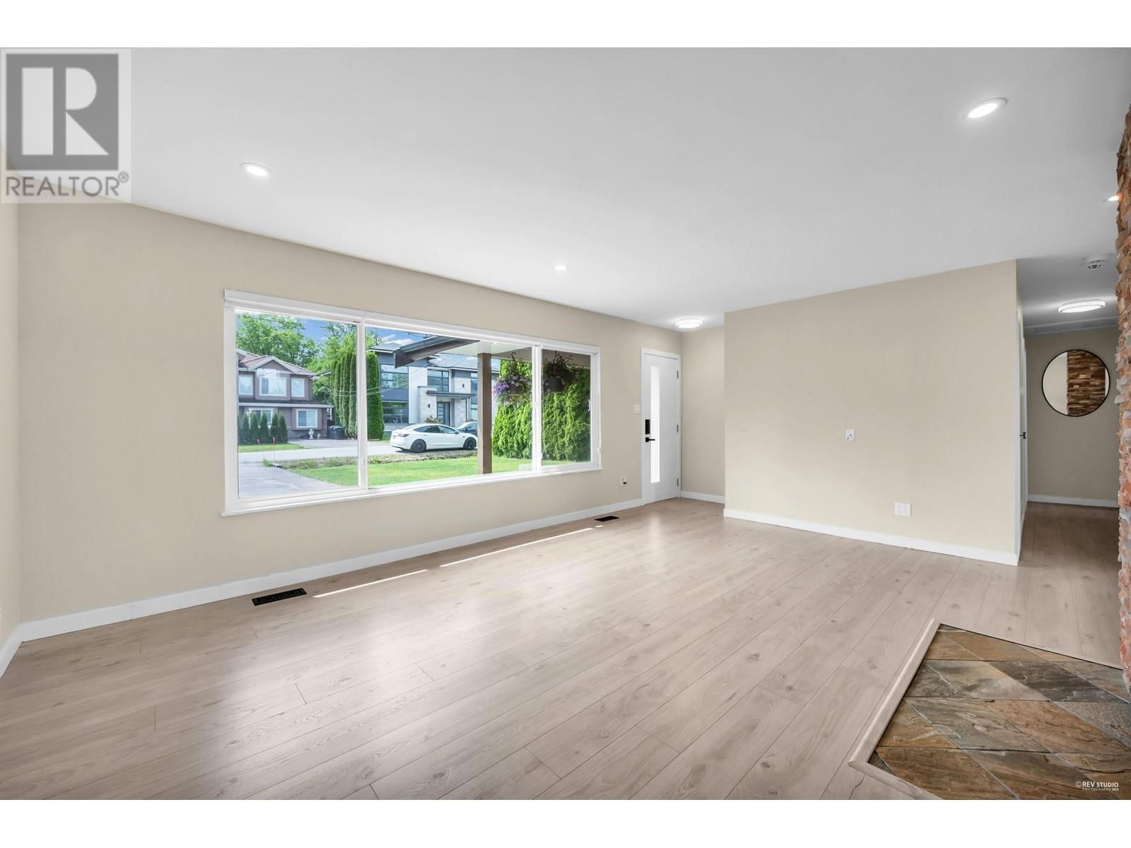 1759 MANNING AVENUE Image 16