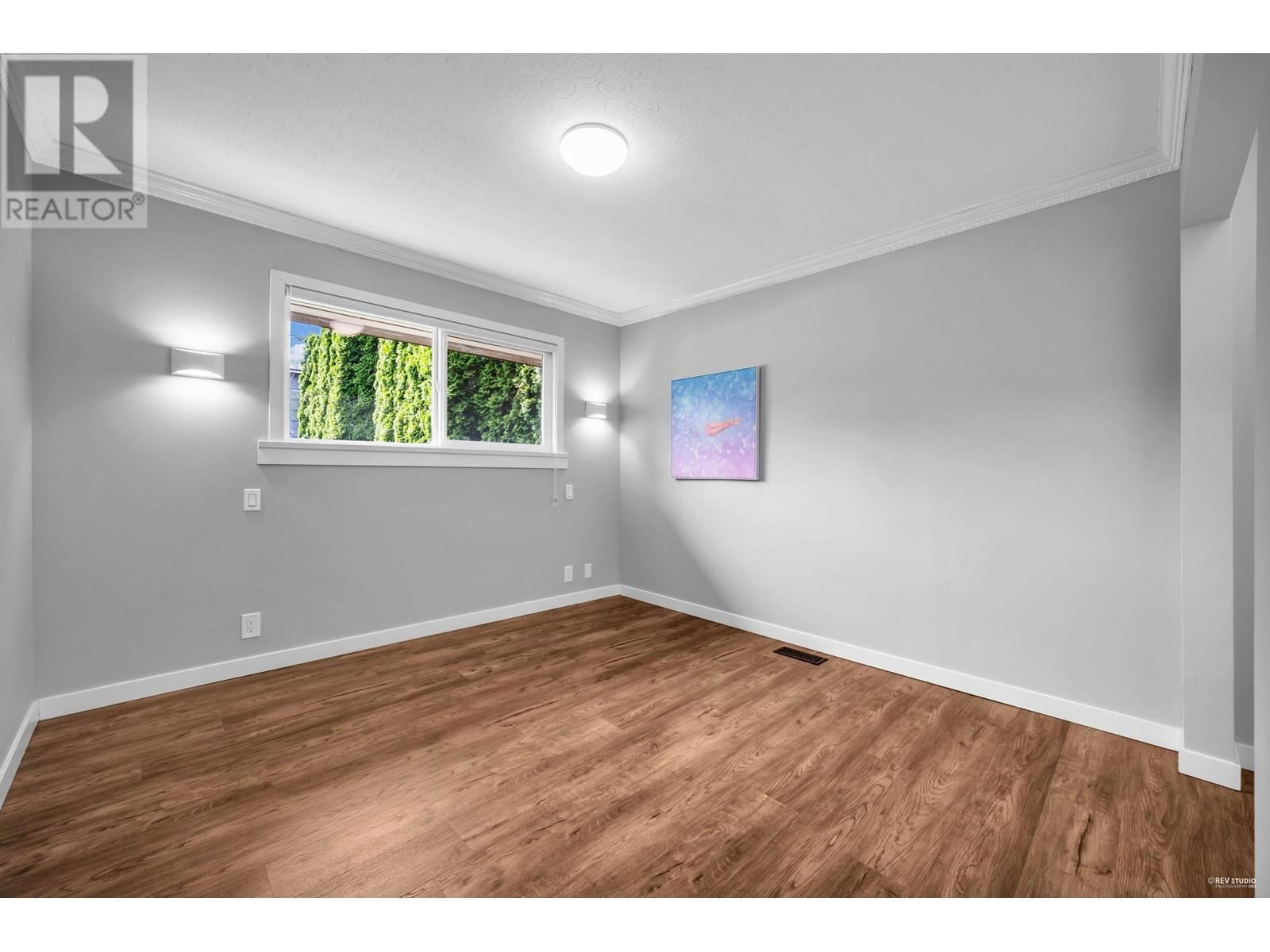 1759 MANNING AVENUE Image 21