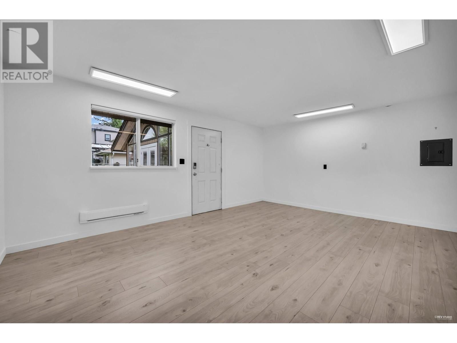 1759 MANNING AVENUE Image 26