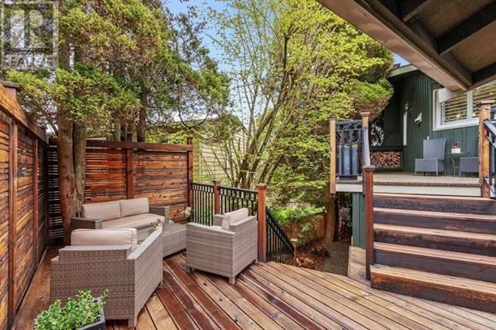 920 ADDERLEY STREET Image 32