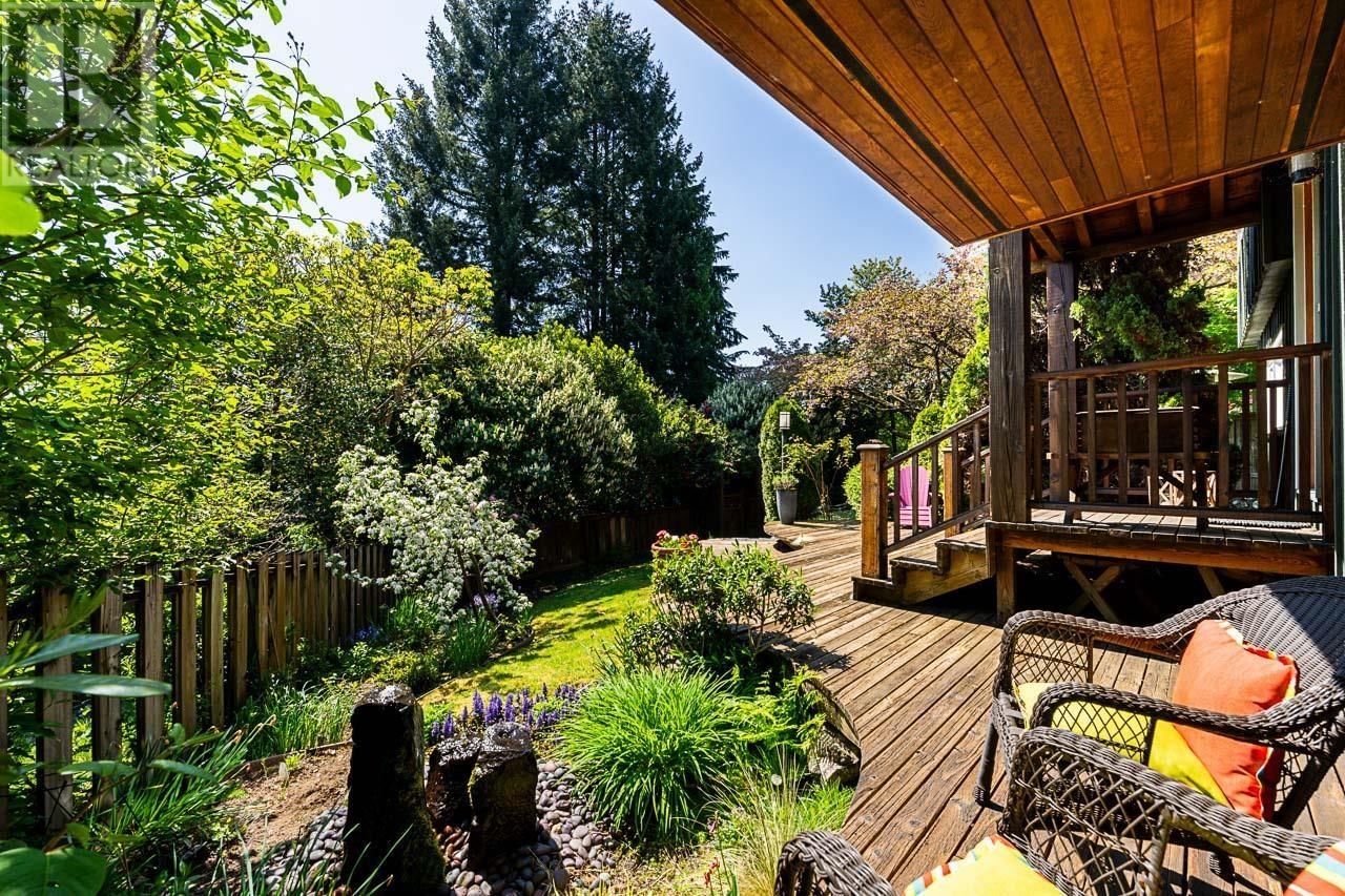 920 ADDERLEY STREET Image 4
