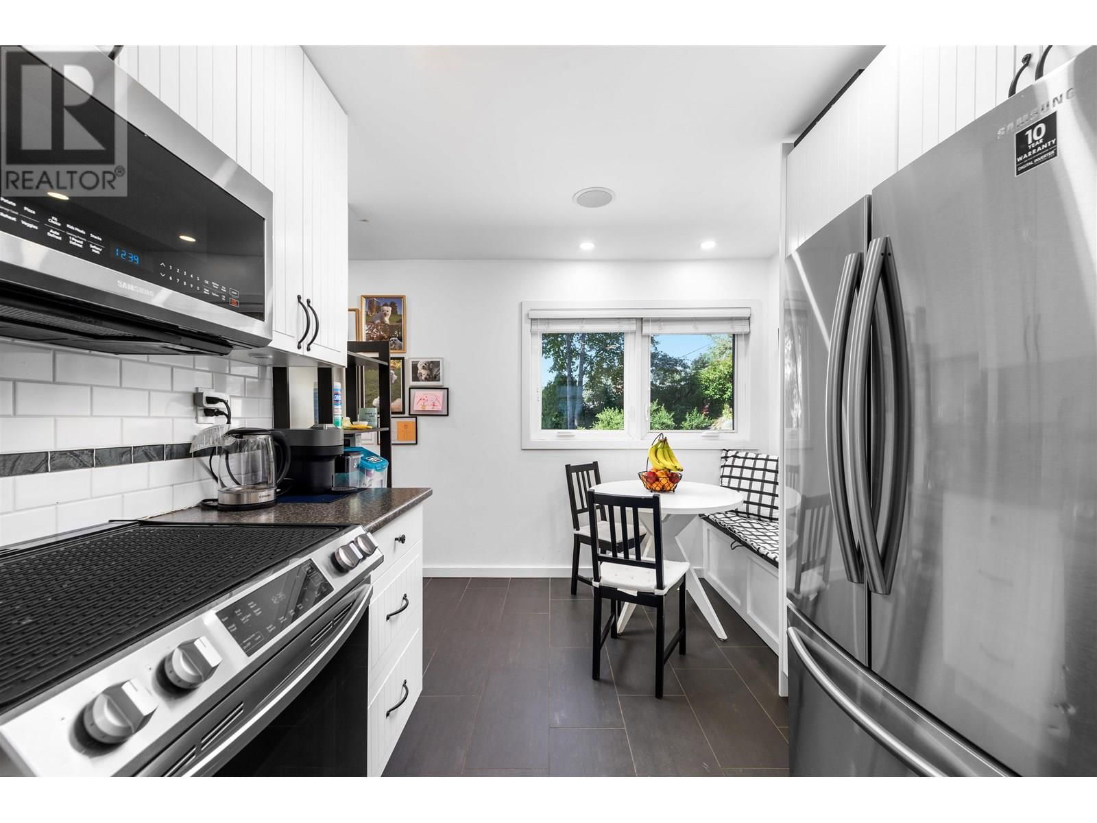 1706 GLENDALE AVENUE Image 12