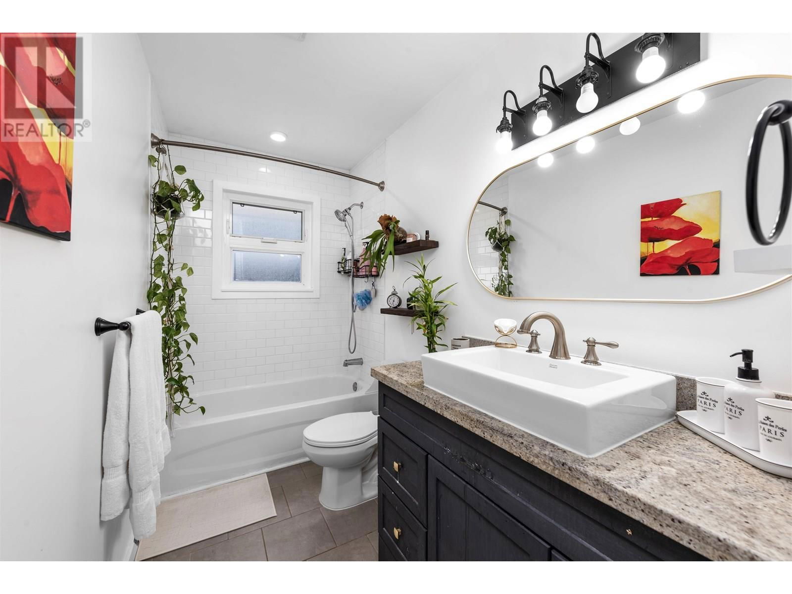 1706 GLENDALE AVENUE Image 13