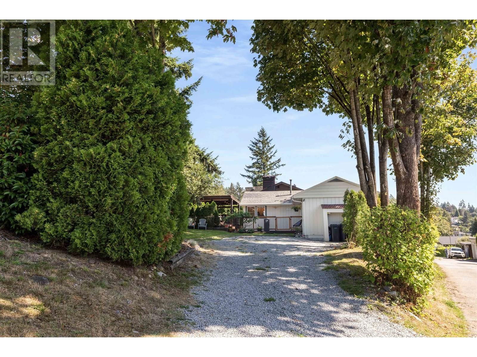 1706 GLENDALE AVENUE Image 25
