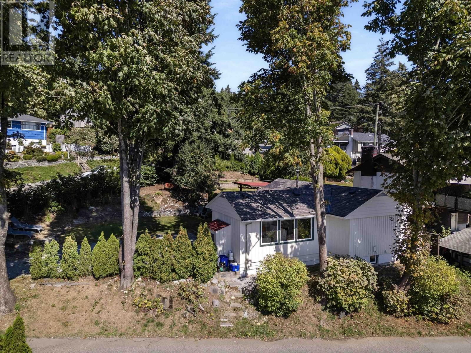 1706 GLENDALE AVENUE Image 26