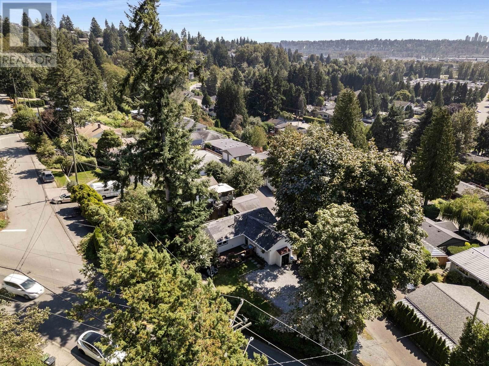 1706 GLENDALE AVENUE Image 38