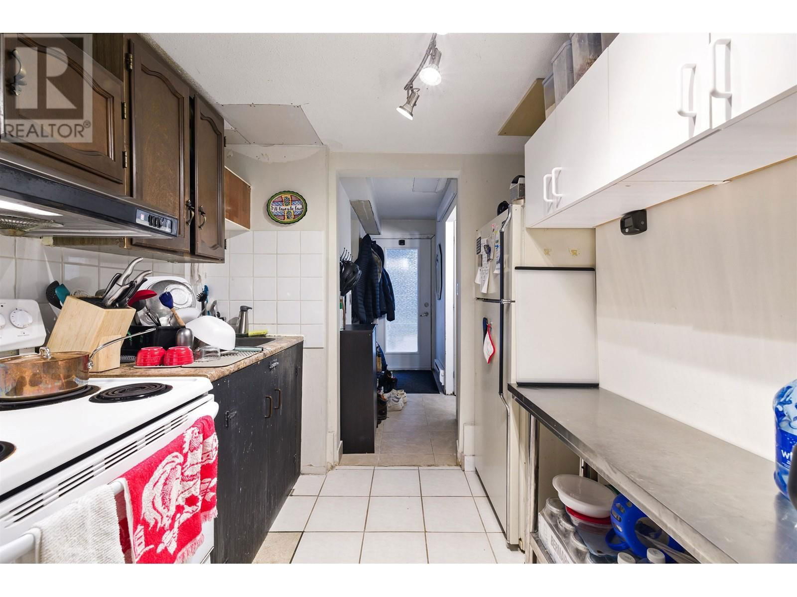 3391 BOWEN DRIVE Image 10