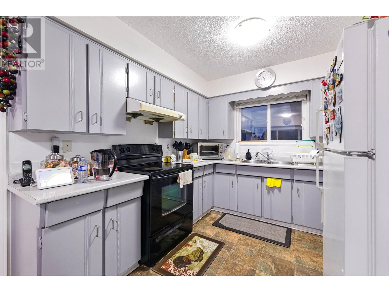 3391 BOWEN DRIVE Image 27