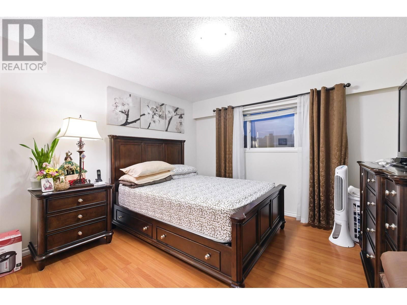 3391 BOWEN DRIVE Image 31