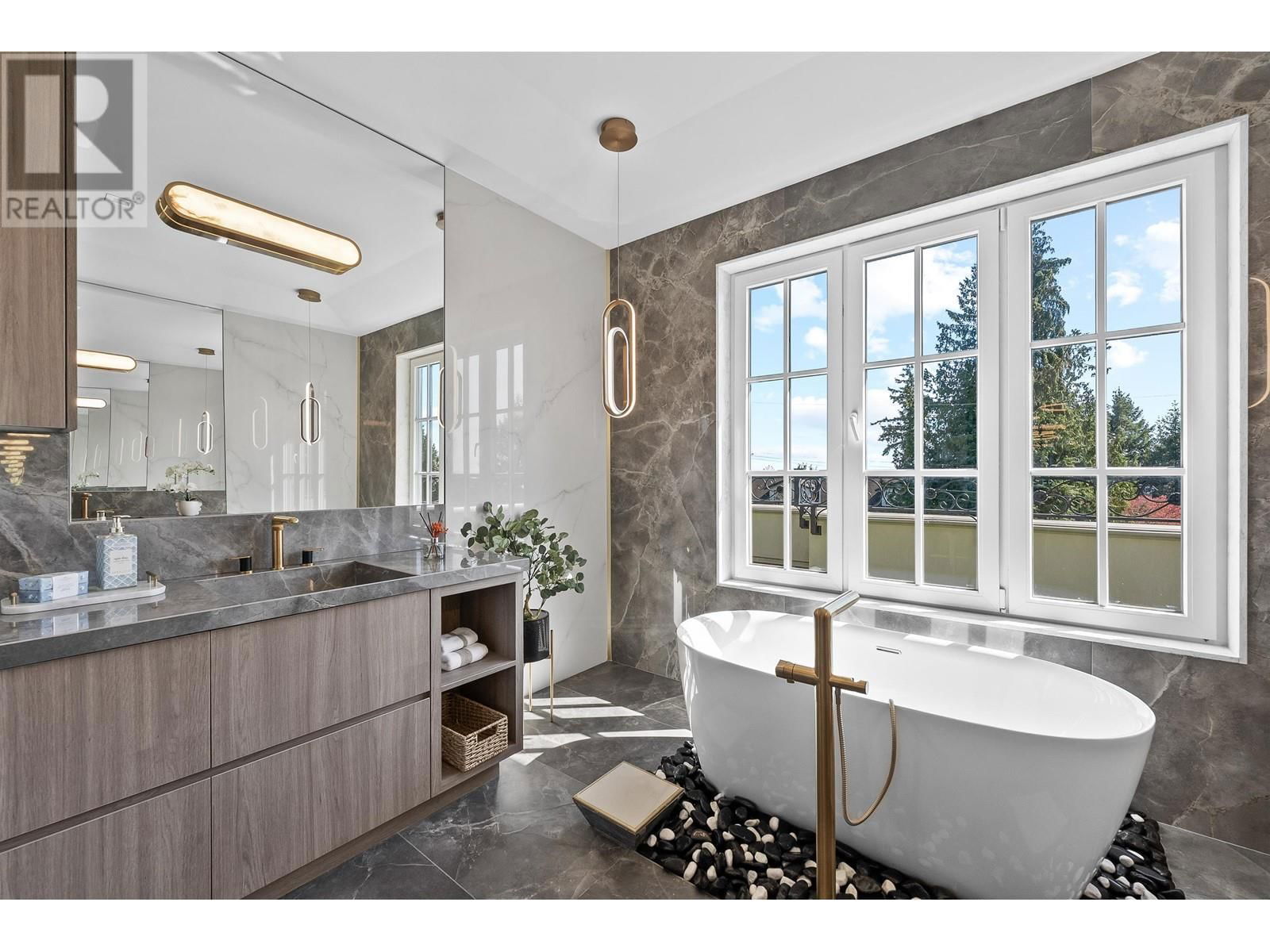 4141 BURKEHILL ROAD Image 21