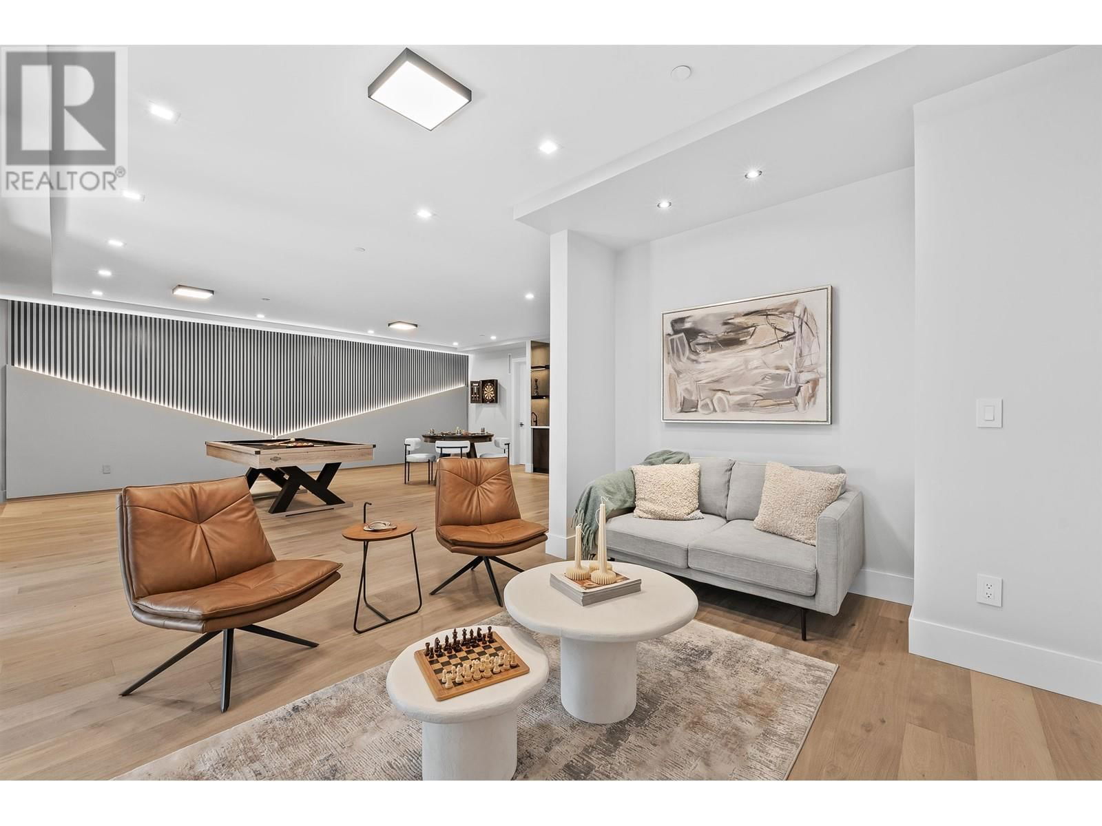 4141 BURKEHILL ROAD Image 26
