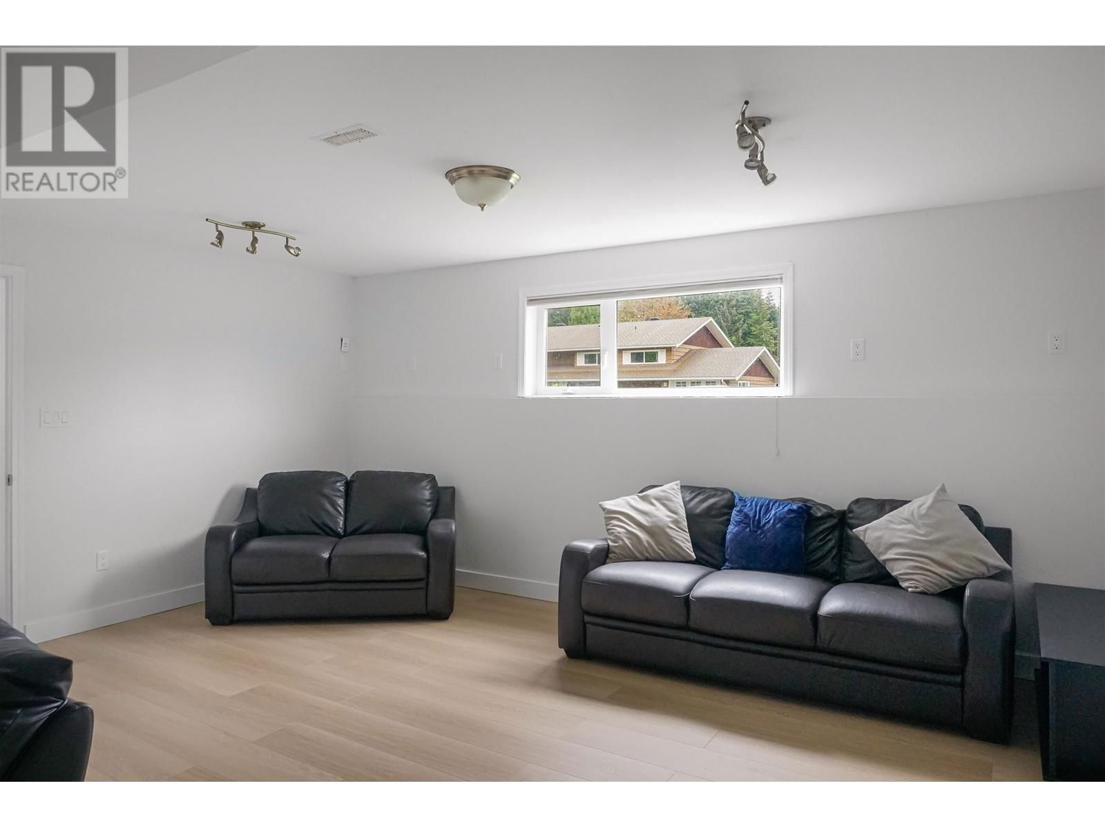 40 GWYN STREET Image 17