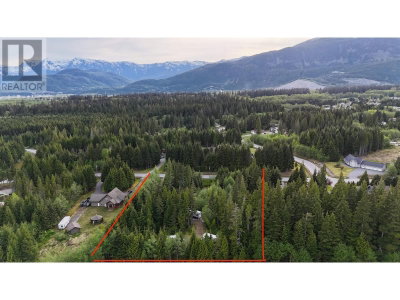 98 DEWBERRY Street | Kitimat British Columbia | Slide Image Four