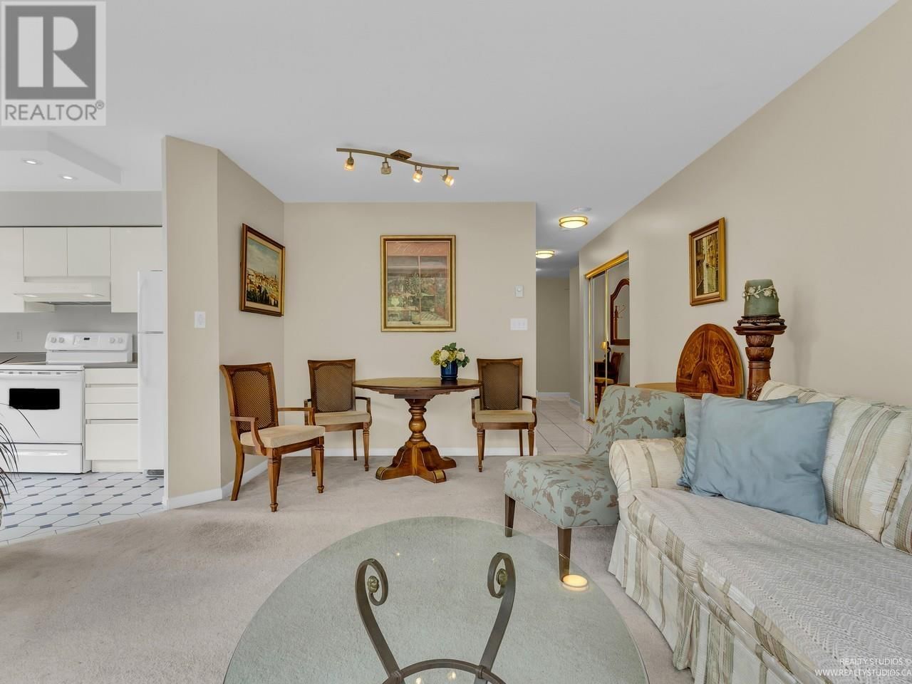 413 - 1327 KEITH ROAD Image 3