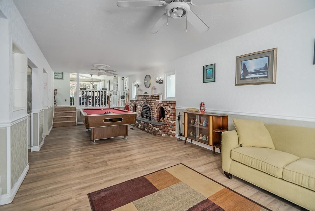 4930 205A Image 13