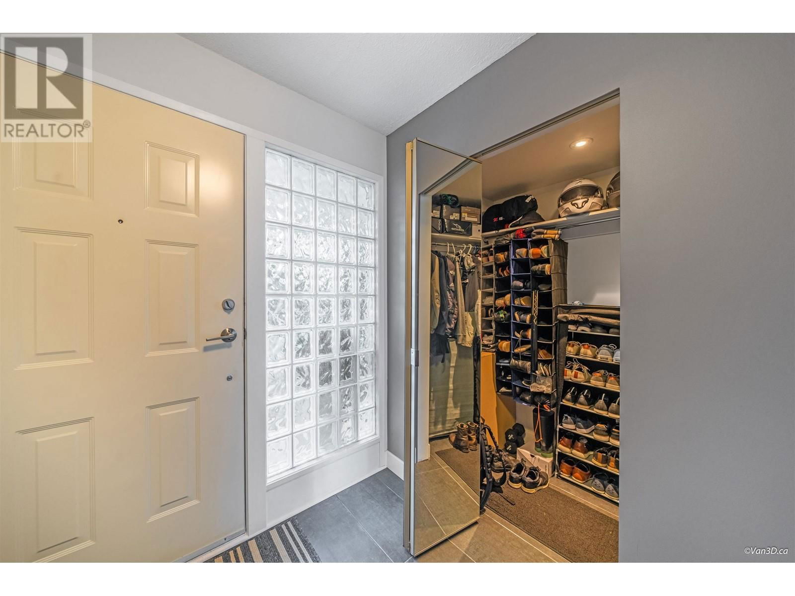 3509 FROMME ROAD Image 22