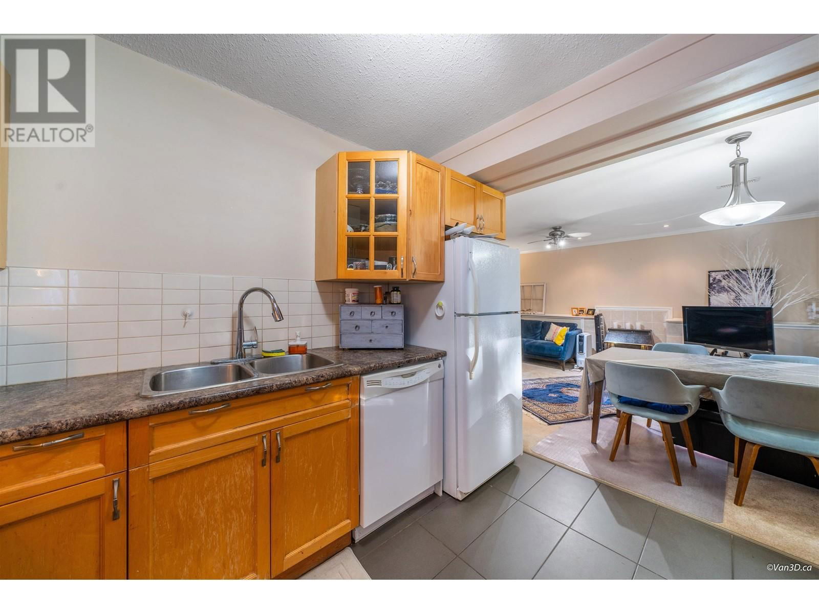 3509 FROMME ROAD Image 28