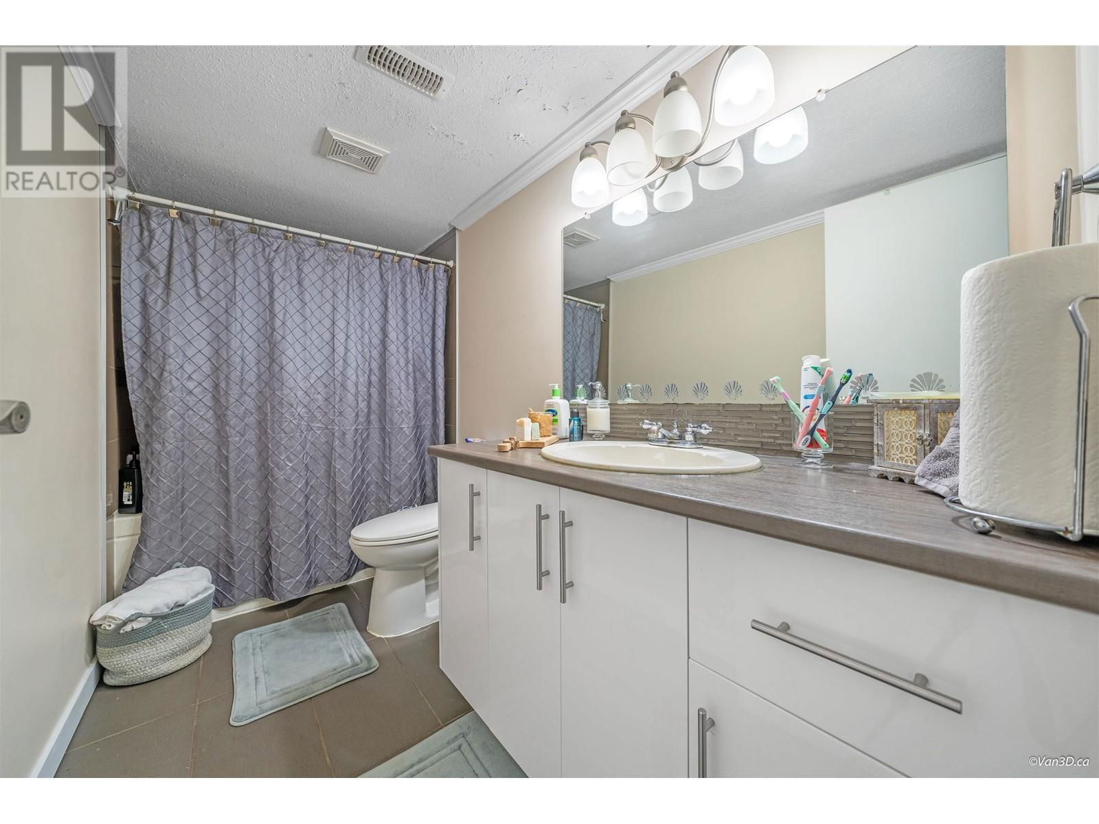 3509 FROMME ROAD Image 32