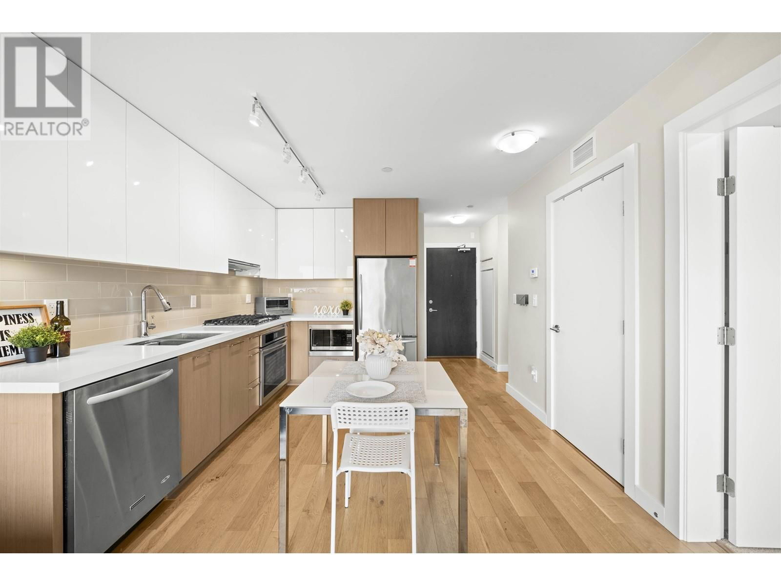 530 - 5399 CEDARBRIDGE WAY Image 13