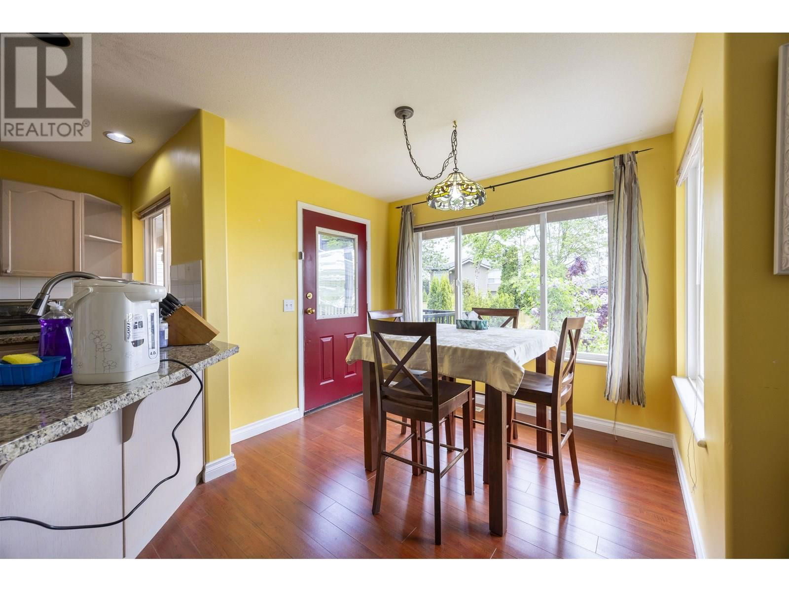 1555 ALPINE LANE Image 15