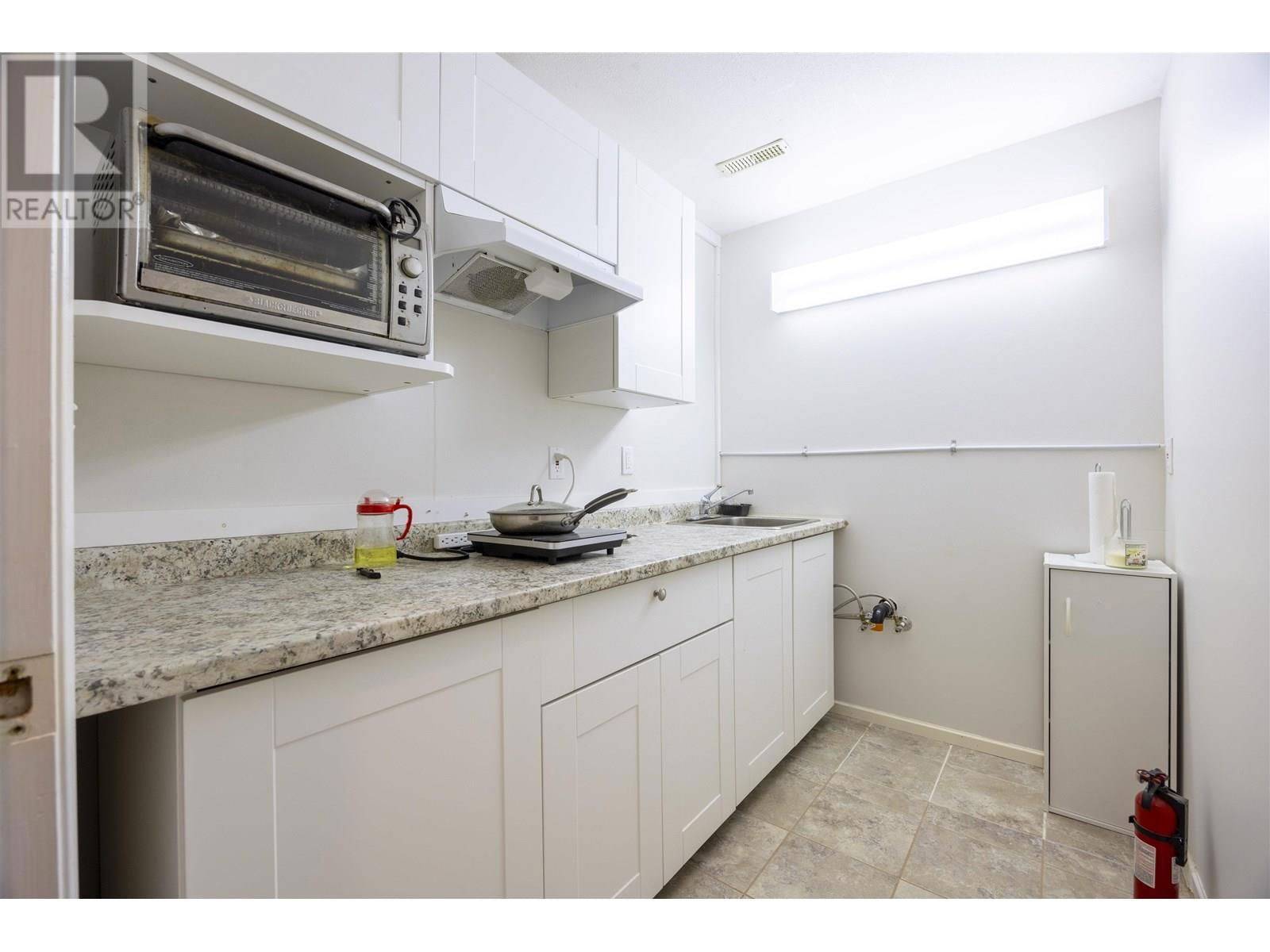 1555 ALPINE LANE Image 35