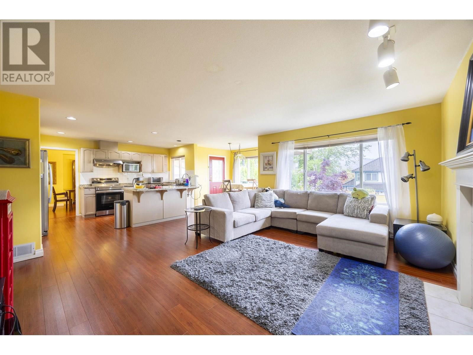 1555 ALPINE LANE Image 6