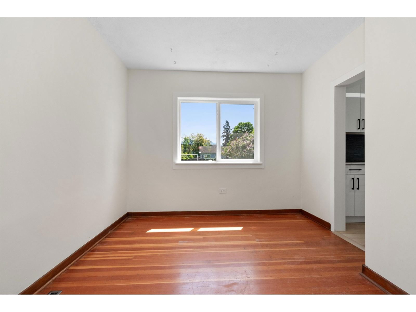 46124 MELLARD AVENUE Image 18