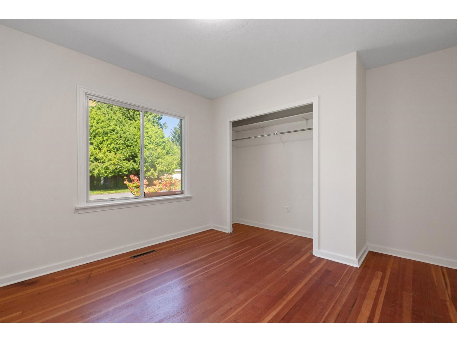 46124 MELLARD AVENUE Image 22