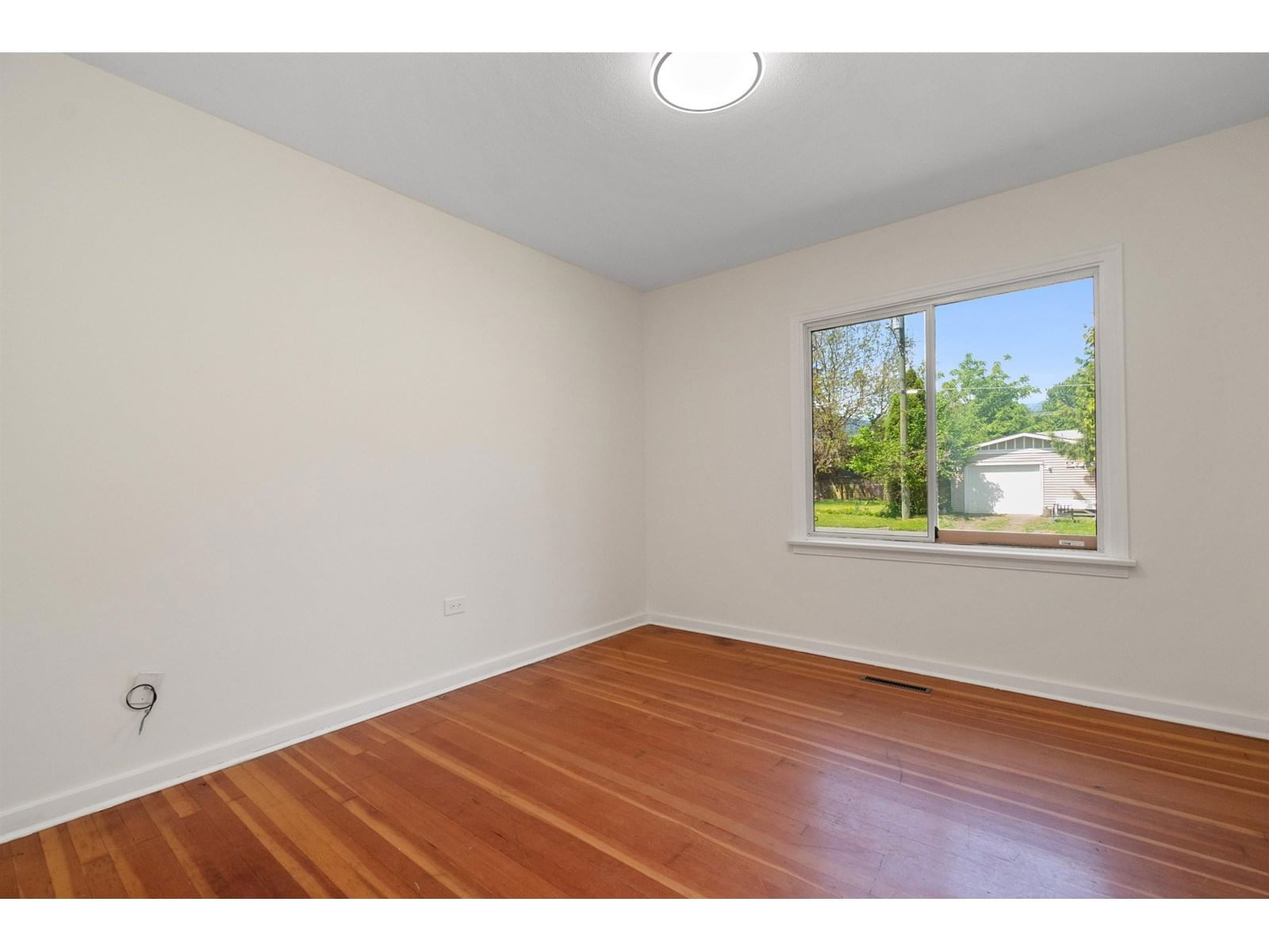 46124 MELLARD AVENUE Image 23