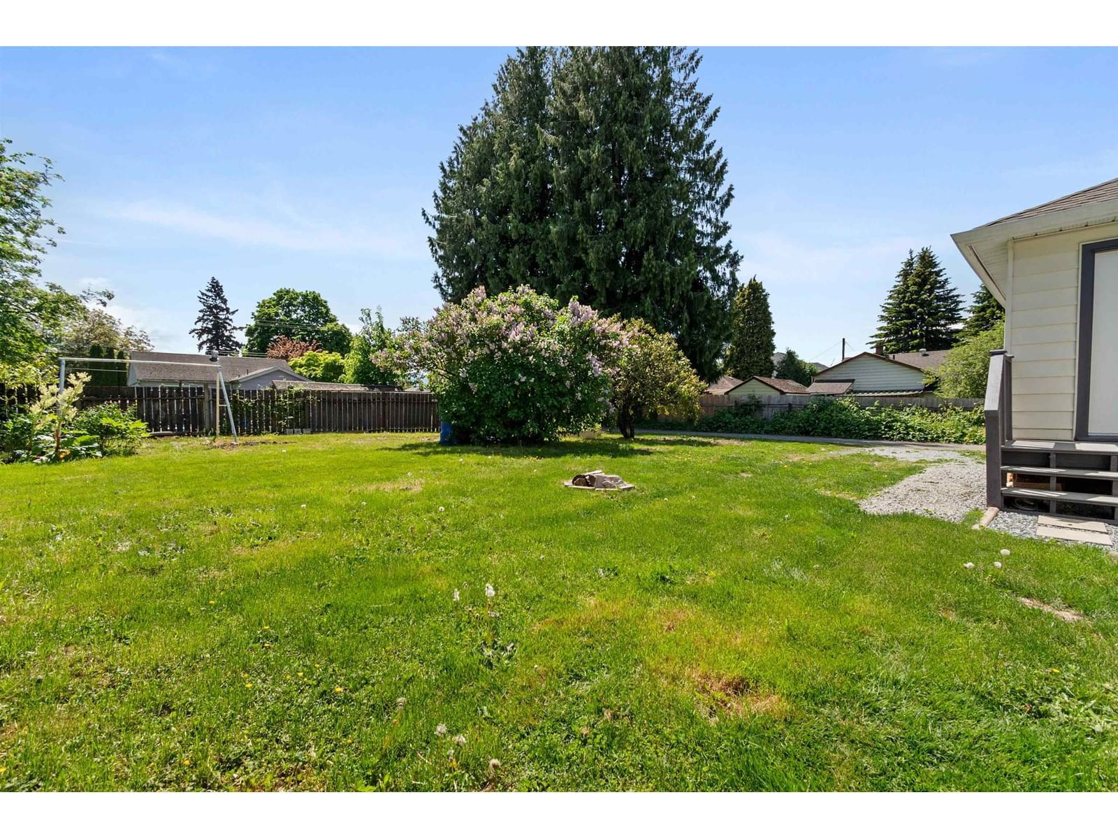 46124 MELLARD AVENUE Image 32