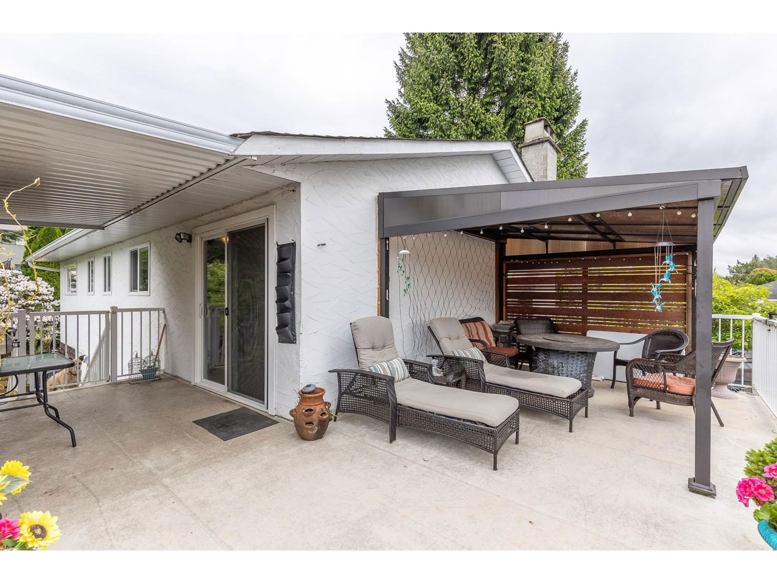 8119 BROWN Image 1