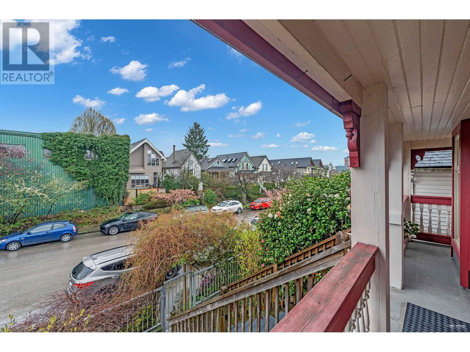1165 PENDER STREET Image 3