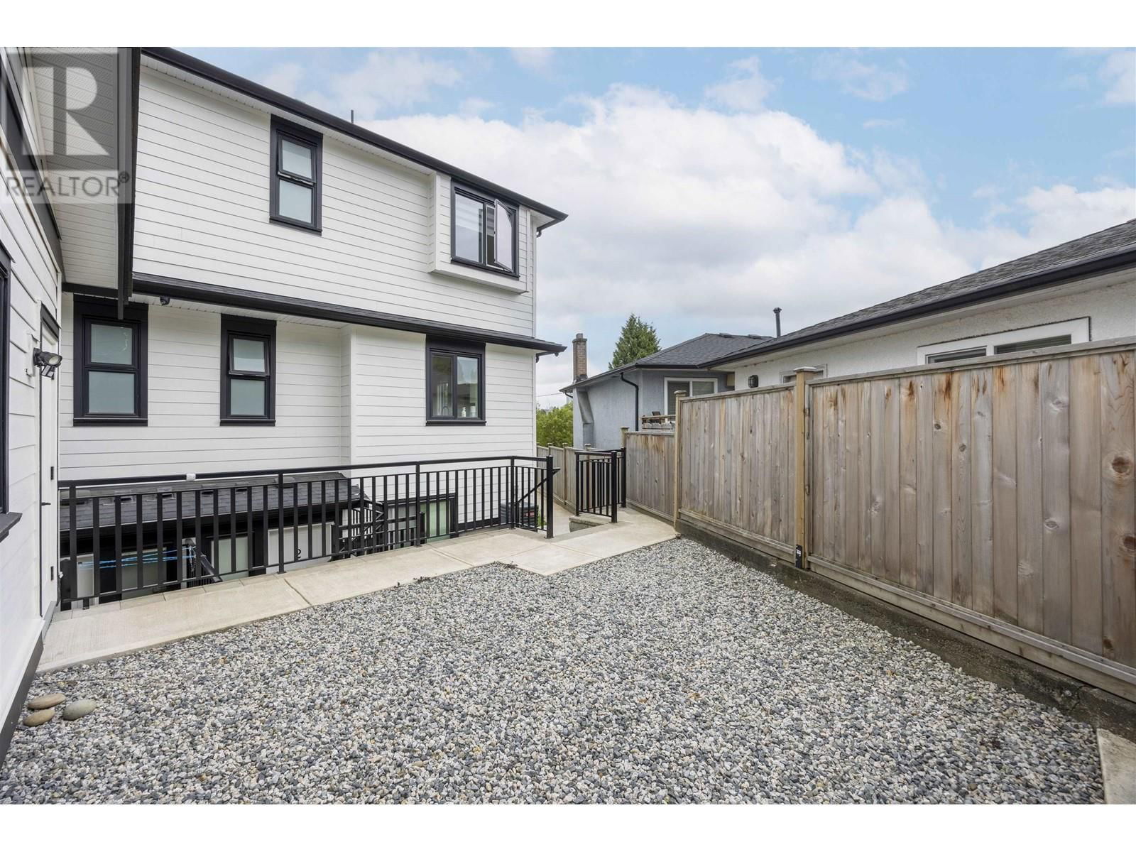 4541 HOY STREET Image 26