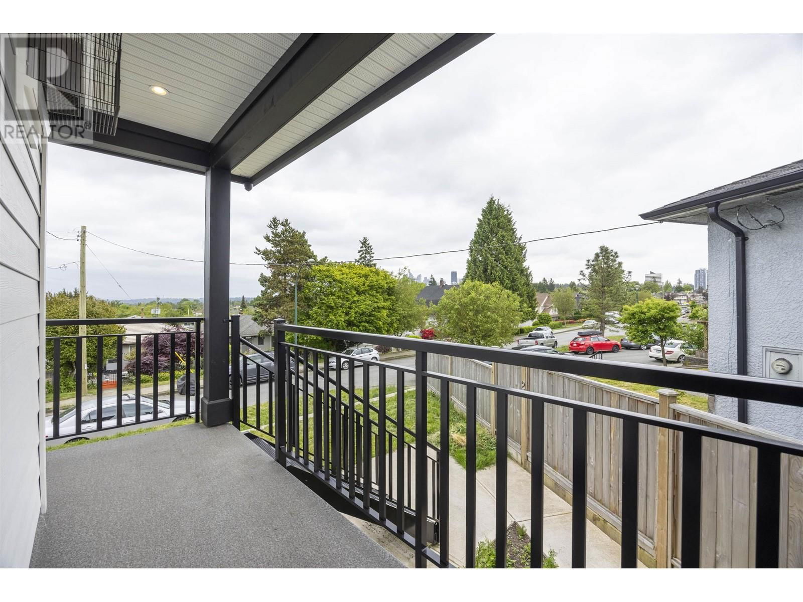 4541 HOY STREET Image 29