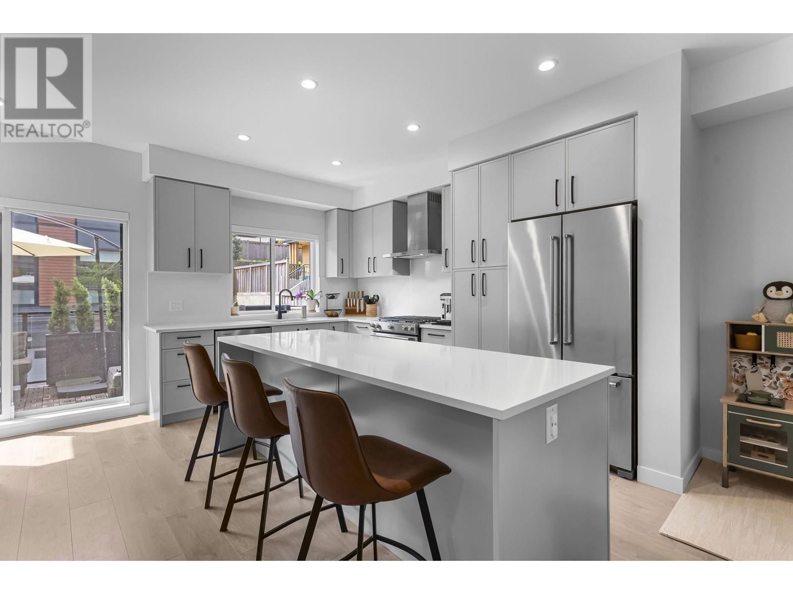 1 - 50 SEAVIEW DRIVE Image 9