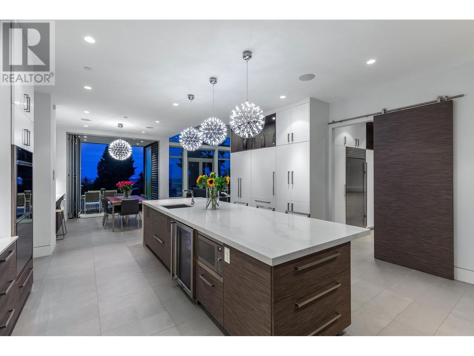 1065 GROVELAND ROAD Image 10