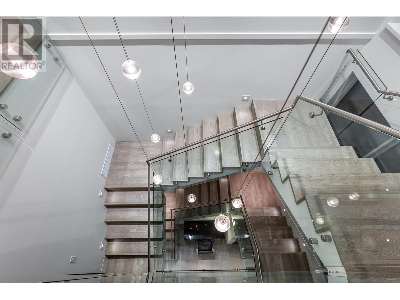1065 GROVELAND ROAD Image 17