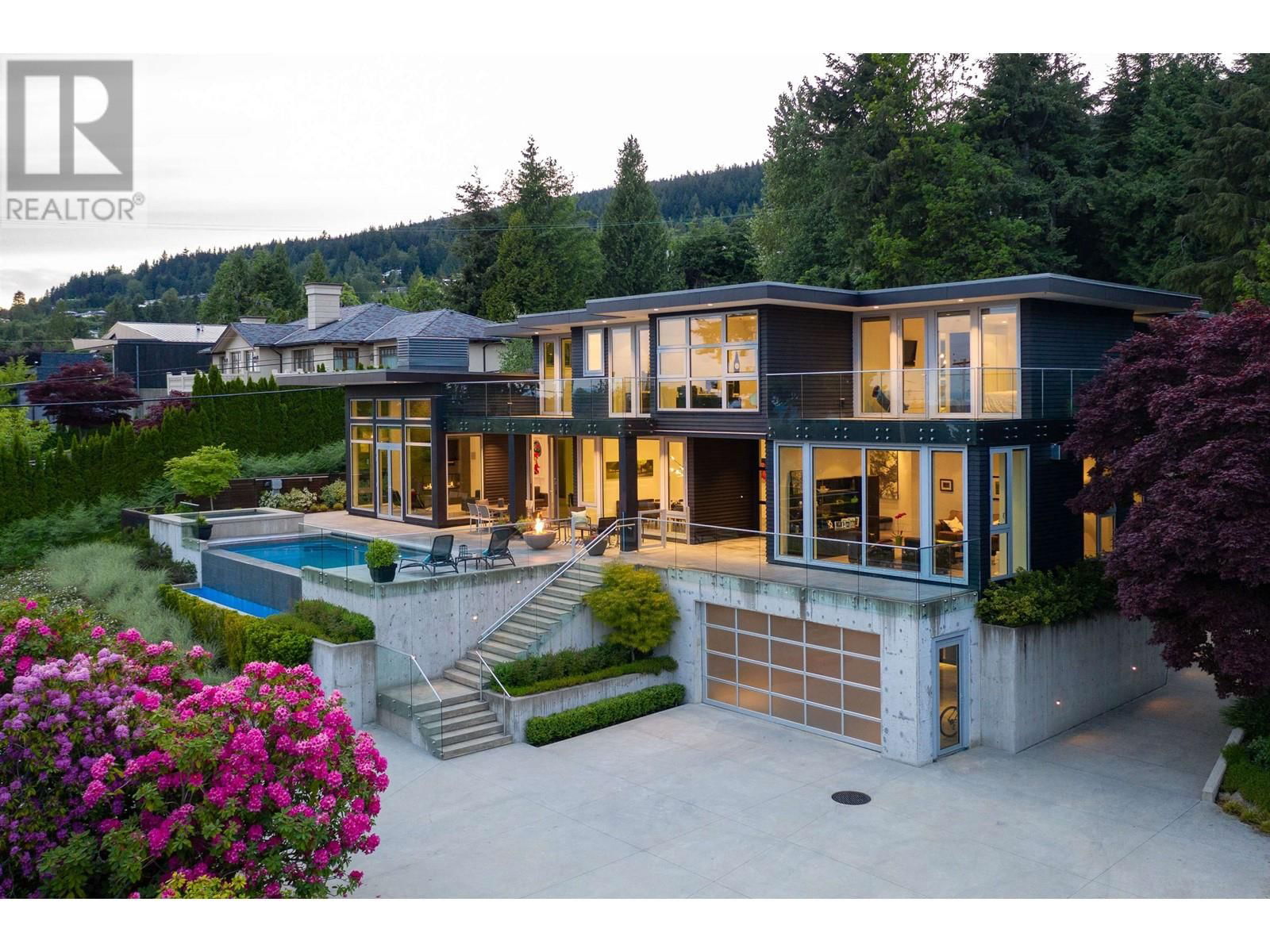 1065 GROVELAND ROAD Image 2